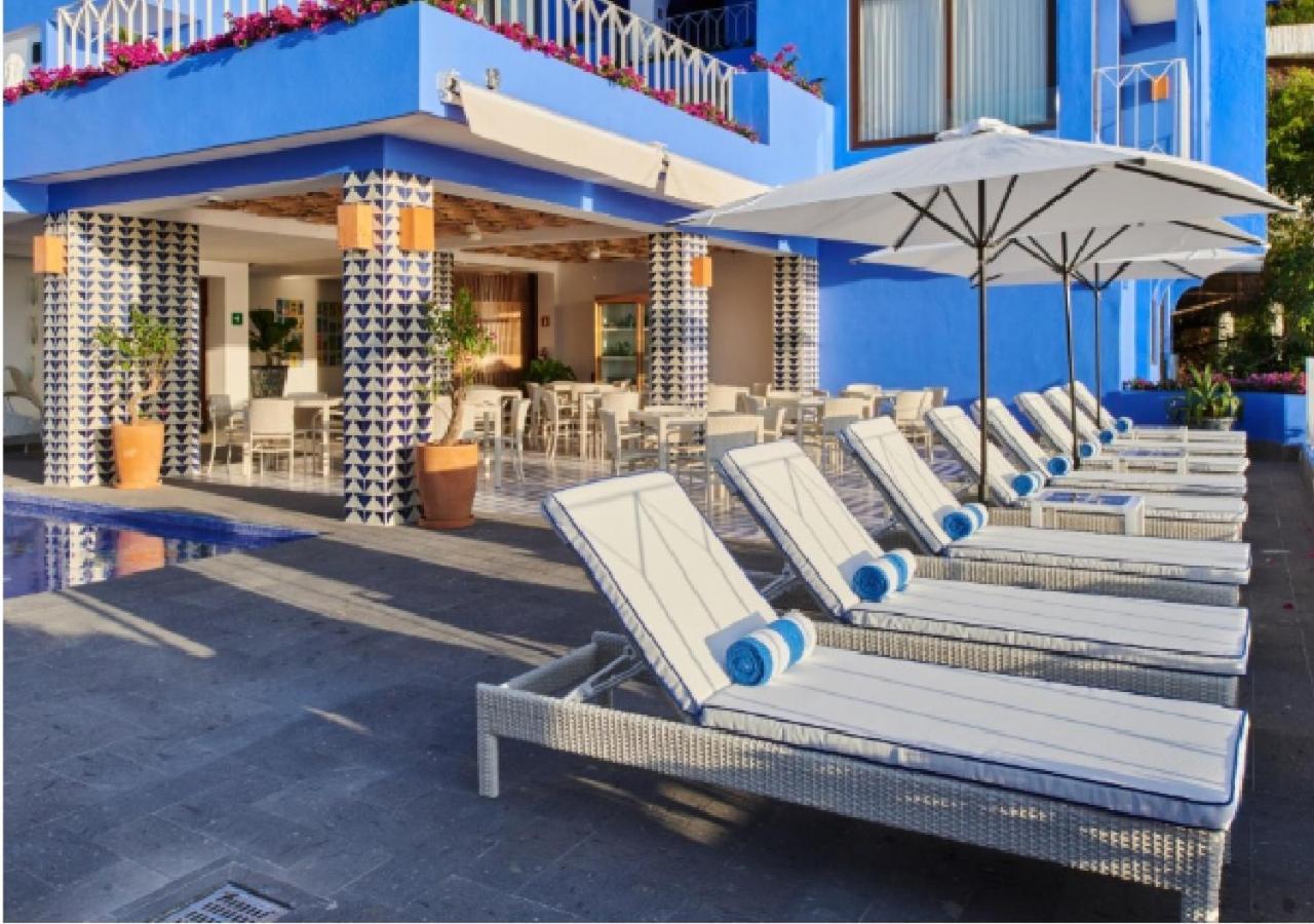 Hotel Luxury Patio Azul (Adults Only) Puerto Vallarta Exteriör bild The pool at the Bel Air Hotel