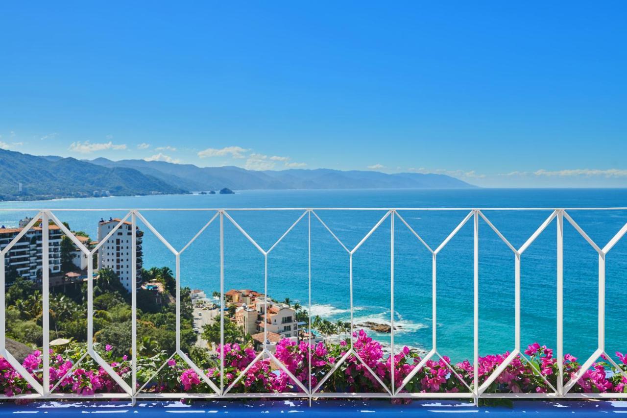 Hotel Luxury Patio Azul (Adults Only) Puerto Vallarta Exteriör bild View of Acapulco Bay