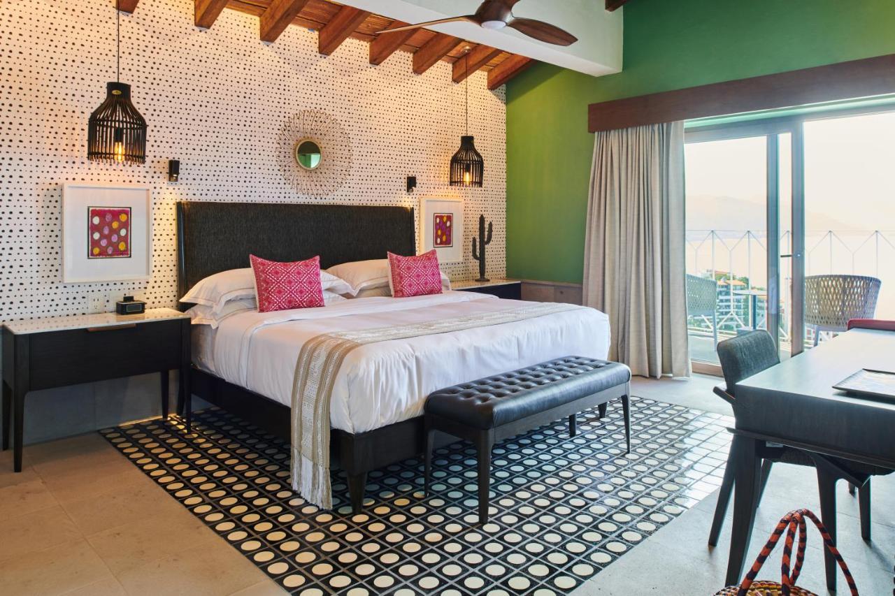 Hotel Luxury Patio Azul (Adults Only) Puerto Vallarta Exteriör bild A bedroom at the hotel