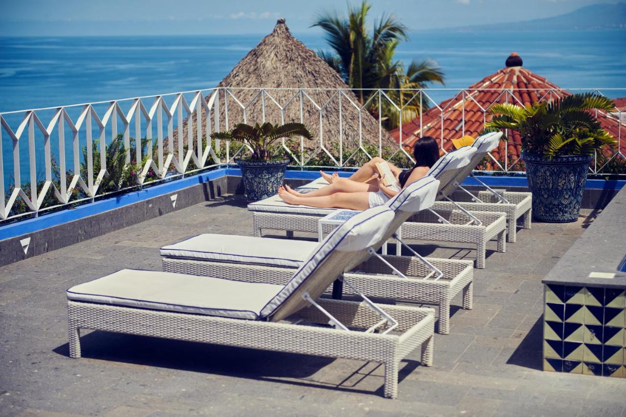 Hotel Luxury Patio Azul (Adults Only) Puerto Vallarta Exteriör bild Rooftop pool at the Hotel