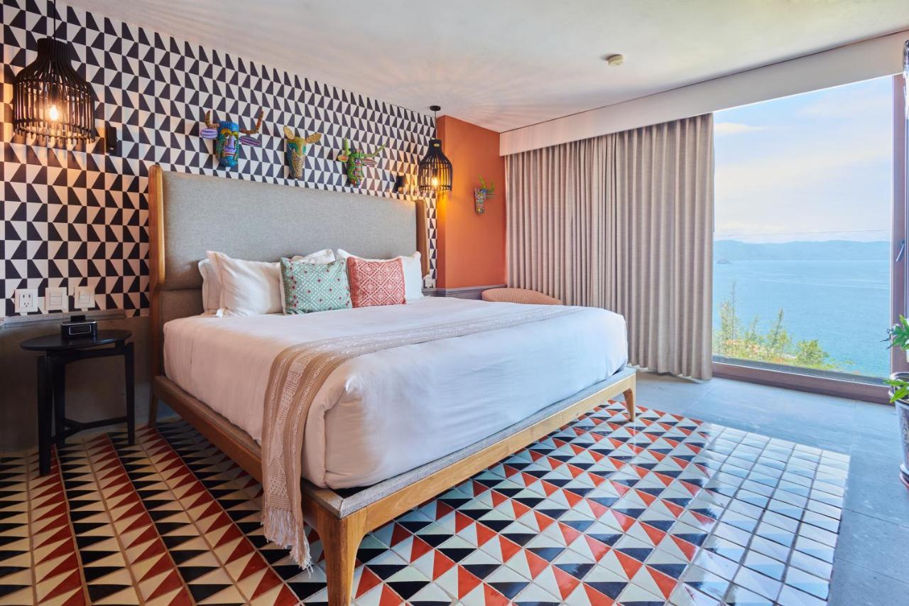 Hotel Luxury Patio Azul (Adults Only) Puerto Vallarta Exteriör bild A bedroom at the hotel