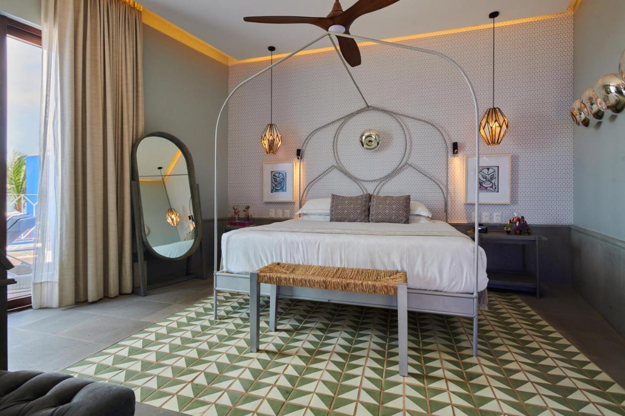 Hotel Luxury Patio Azul (Adults Only) Puerto Vallarta Exteriör bild A bedroom at the hotel