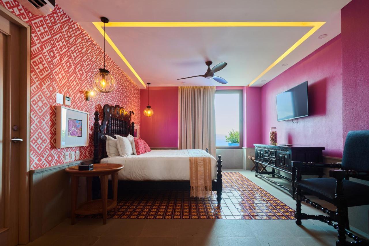 Hotel Luxury Patio Azul (Adults Only) Puerto Vallarta Exteriör bild Deluxe Room