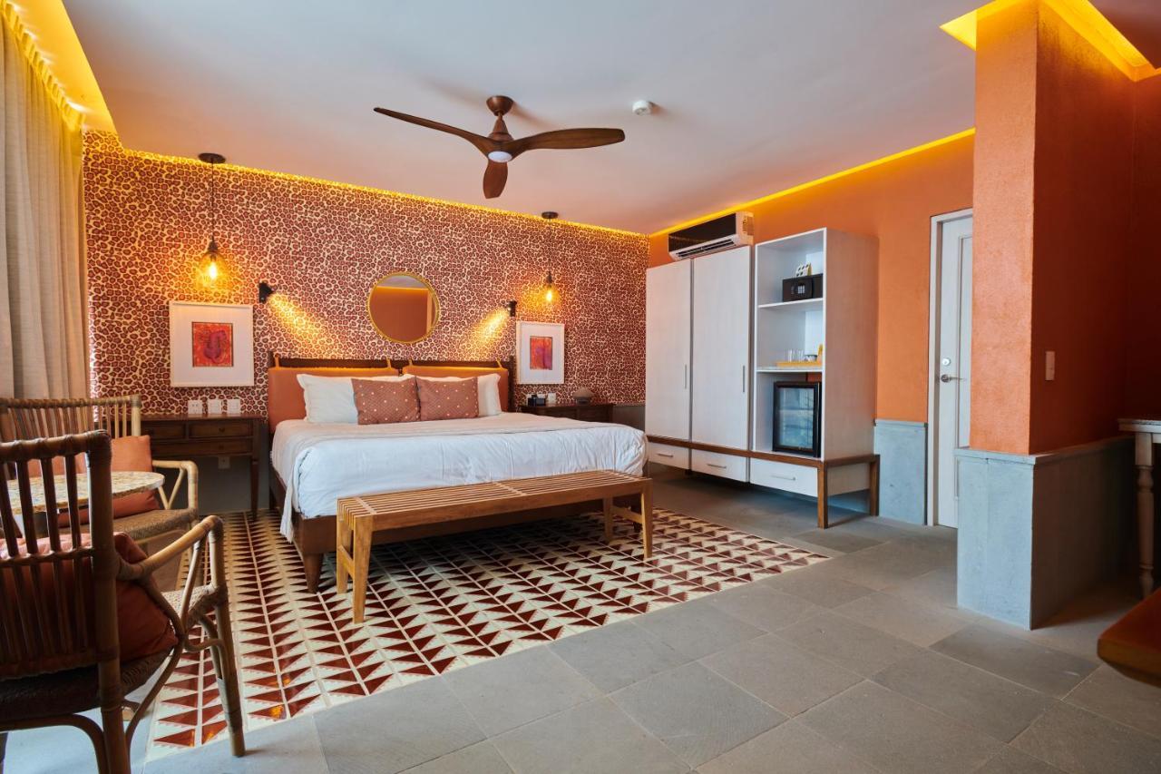 Hotel Luxury Patio Azul (Adults Only) Puerto Vallarta Exteriör bild A room at the hotel