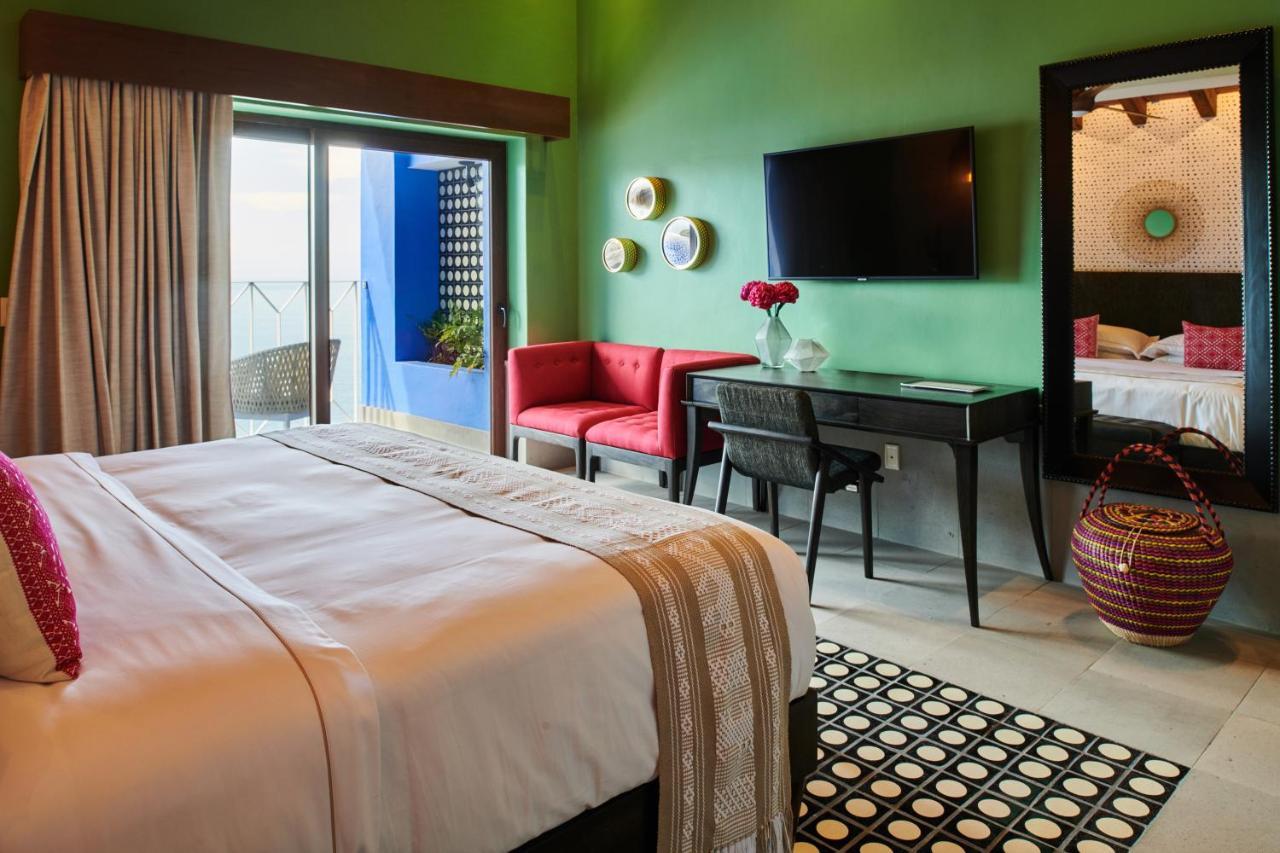 Hotel Luxury Patio Azul (Adults Only) Puerto Vallarta Exteriör bild Deluxe Room